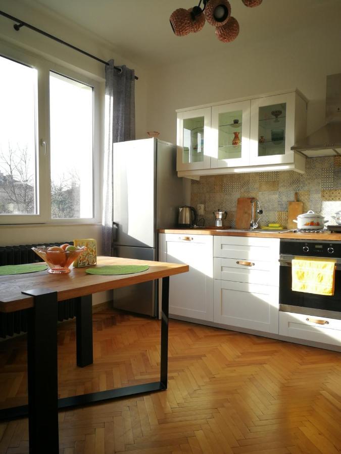 Sunny Downtown Apartment For 4 Софія Екстер'єр фото